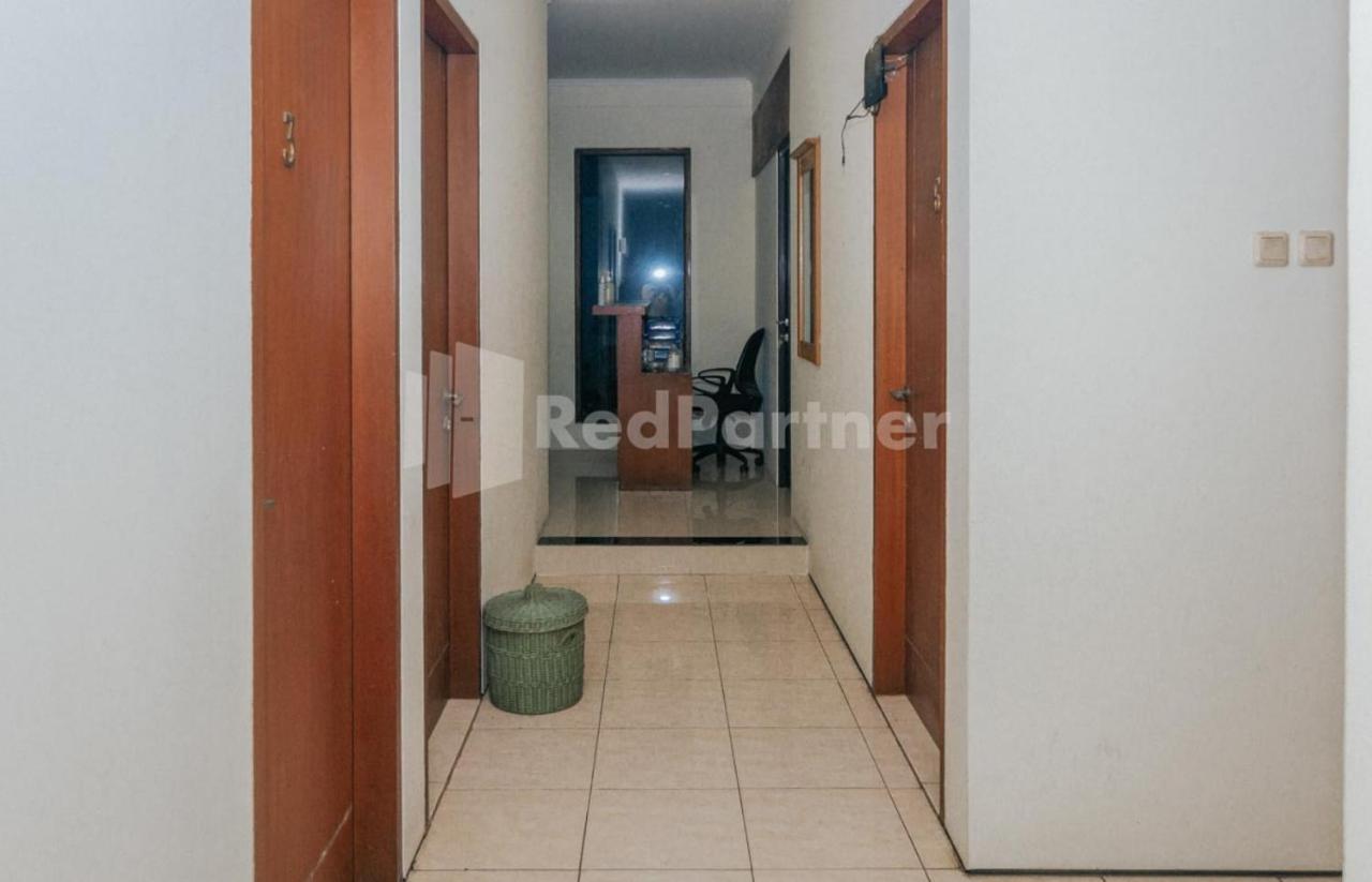 雅加达 De Lugano Scbd Syariah Mitra Reddoorz酒店 外观 照片