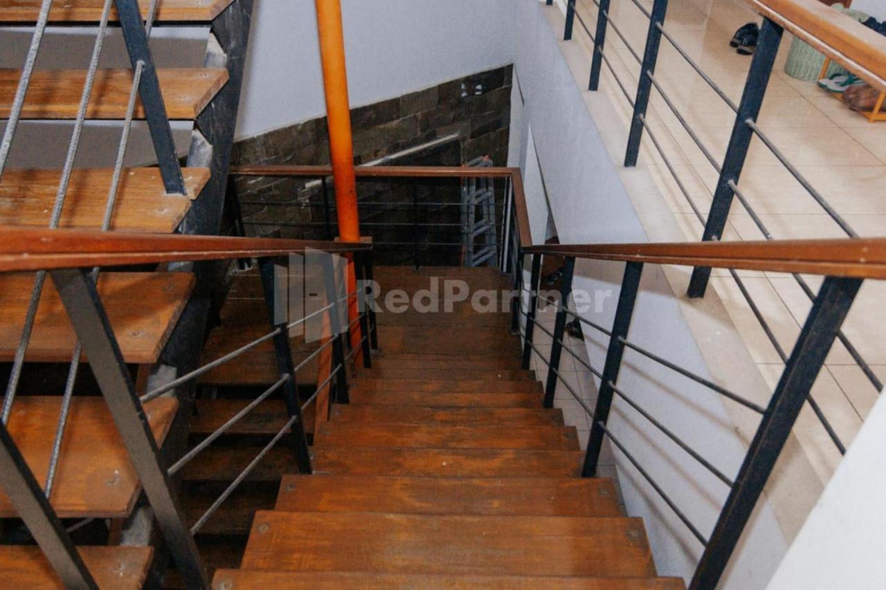 雅加达 De Lugano Scbd Syariah Mitra Reddoorz酒店 外观 照片