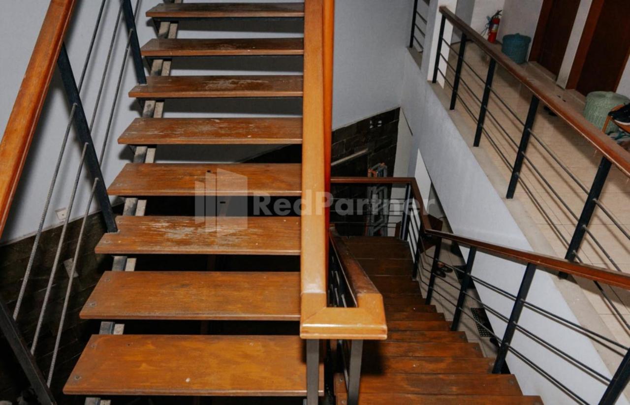 雅加达 De Lugano Scbd Syariah Mitra Reddoorz酒店 外观 照片